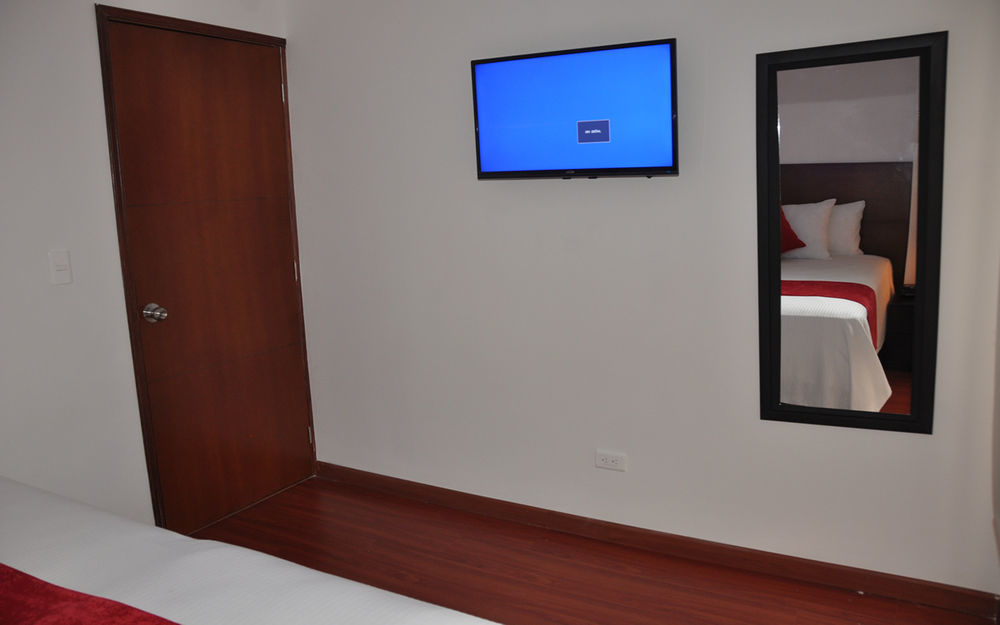 Apartasuites Plaza Modelia Apartahotel 3*