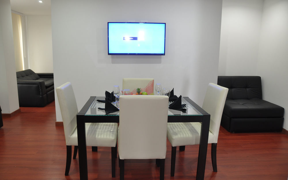 Apartasuites Plaza Modelia Apartahotel Bogotá